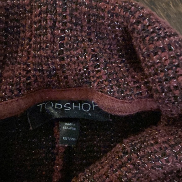 Burgundy Topshop Sweater. Size 4. - Picture 3 of 3